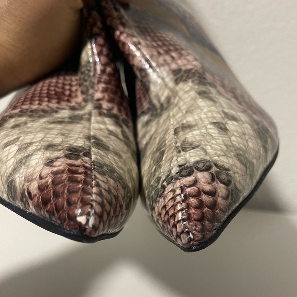 Jeffrey Campbell Siren Snakeskin Python Ankle Boots Block Heel Size 9 - Picture 10 of 12